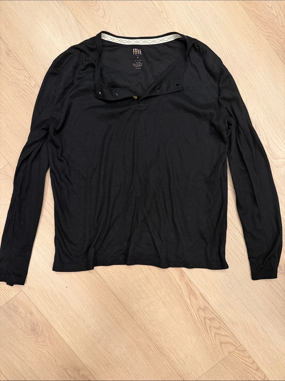 FRYE Black Long-Sleeve Ribbed Henley Shirt